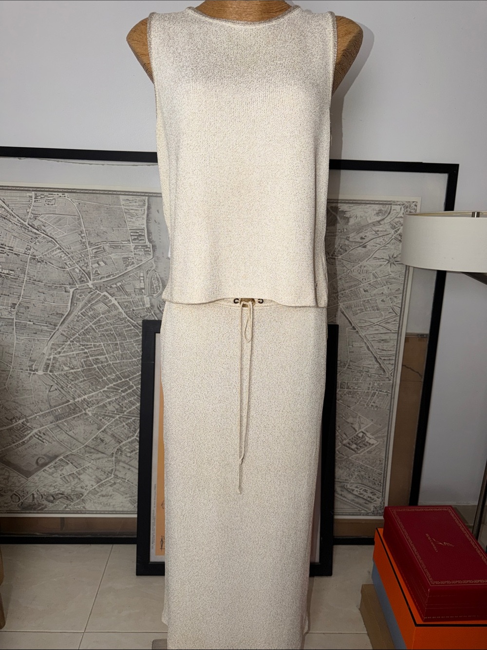 ST.JOHN SPORT SET cream gold metallic top and skirt M/L